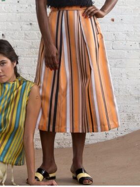 Nikki Chasin Chase Midi Skirt Orange Stripe Pleated High Waisted Pockets Size 0